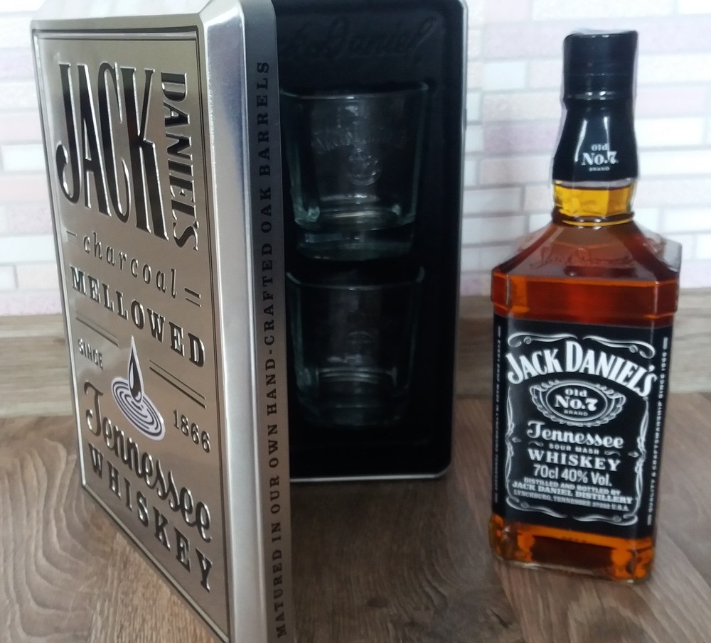 Макет коробки для Jack Daniels