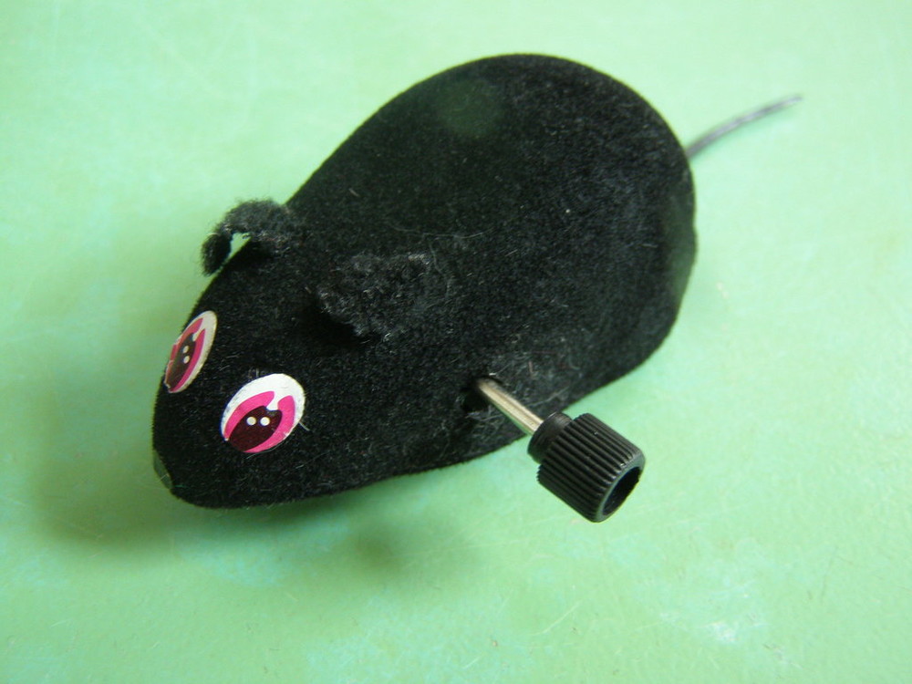 Мышь заводная механическая -игрушка для котов фото №1