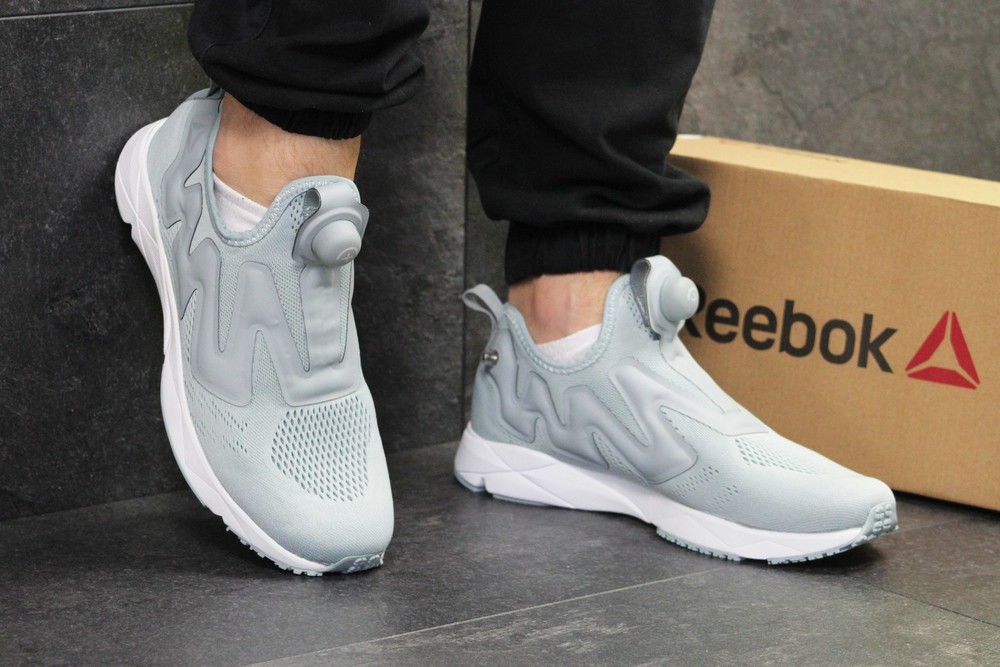 Reebok pump sales supreme grey