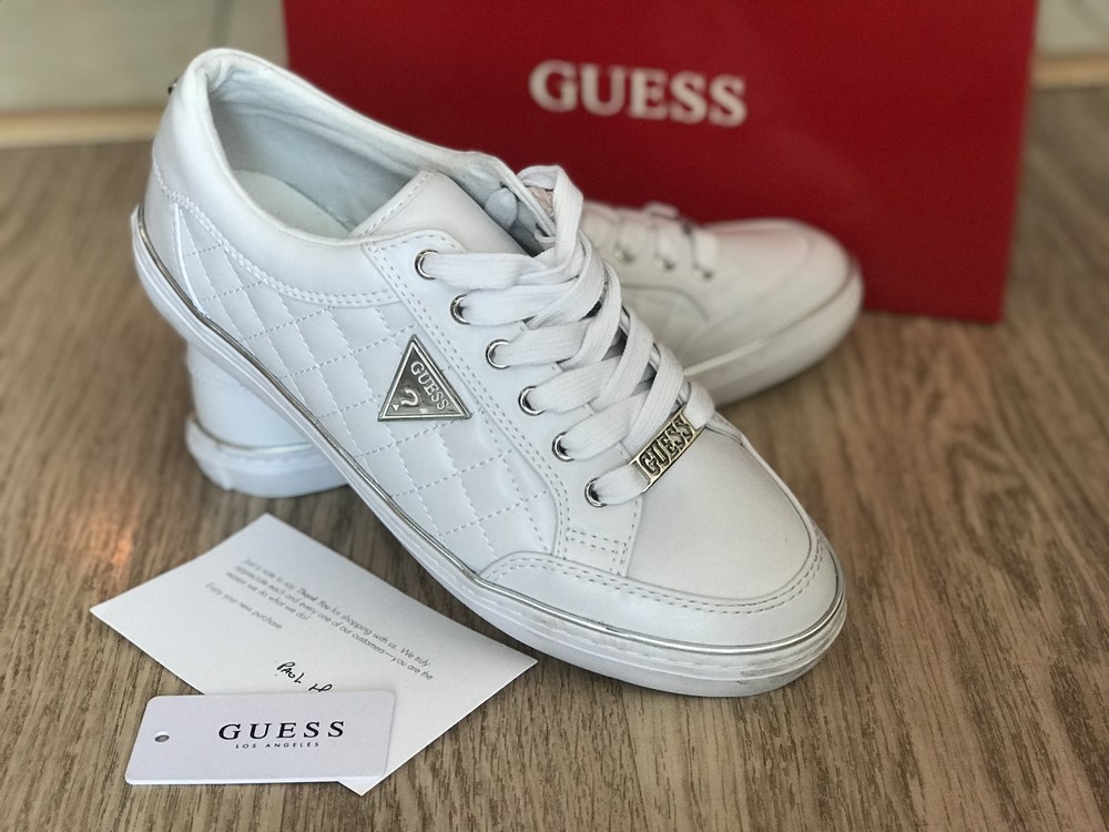 Кроссы guess женские