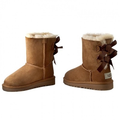 Ugg australia. UGG 