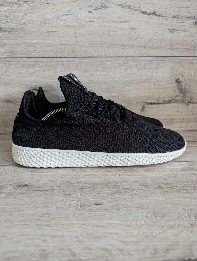 Кроссовки б/у адидас adidas pharrell williams x tennis hu core black 45-46 р 29.5 см фото №1