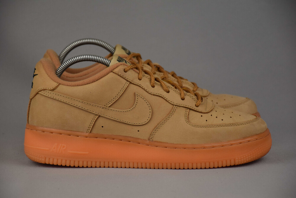 Nike air force 1 winter premium 943312 200 . 38 24.5 2299