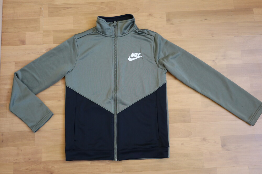 Дитяча олімпійка nike 11-12 років фото №1