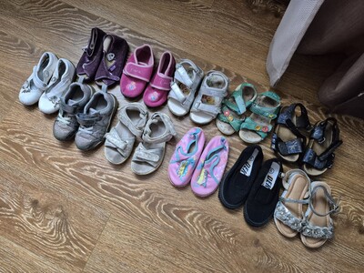 Великий лот дитячого взуття для дівчинки, 23-25