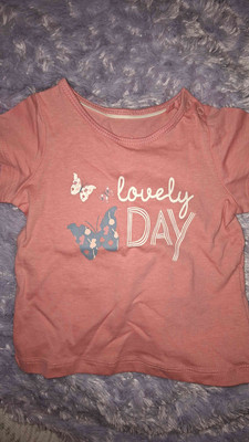 милая качественная футболка от Lupilu