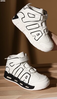 Кросівки осінь