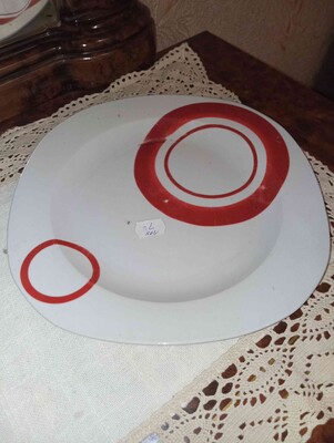 Велике порцелянове блюдо