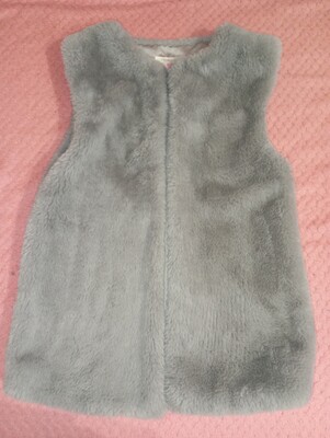 Жилетка на 7-8 років