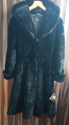 Новая натуральная шуба мутон